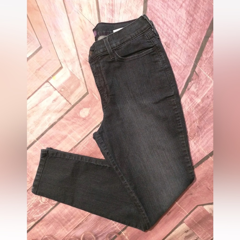 NYDJ NOT YOUR DAUGHTER'S JEANS LIFT TUCK